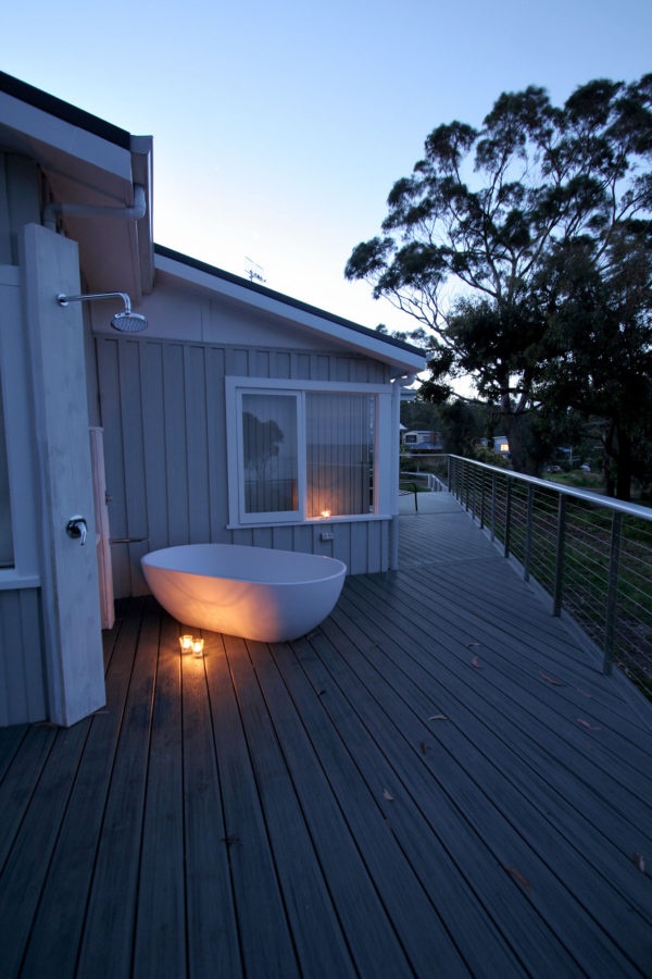 The private and romantice outdoor bath. Photo by Grant Gaffney.